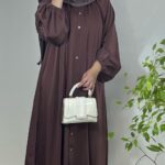 Abaya avec boutons - brown